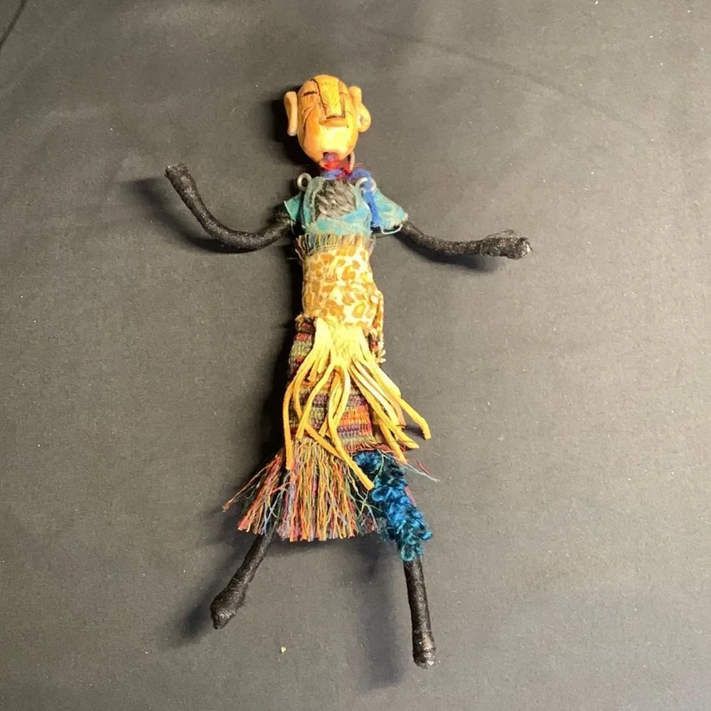 Handmade decorative Woman with hanger on the back - Picture 1 of 6